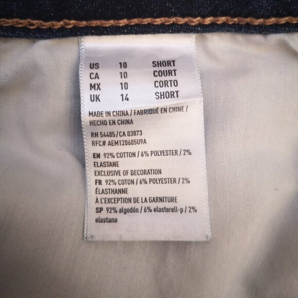 2 / $30.00 - American Eagle Outfitters Super Stretch Distressed Ladies Jeans - Picture 9 of 15